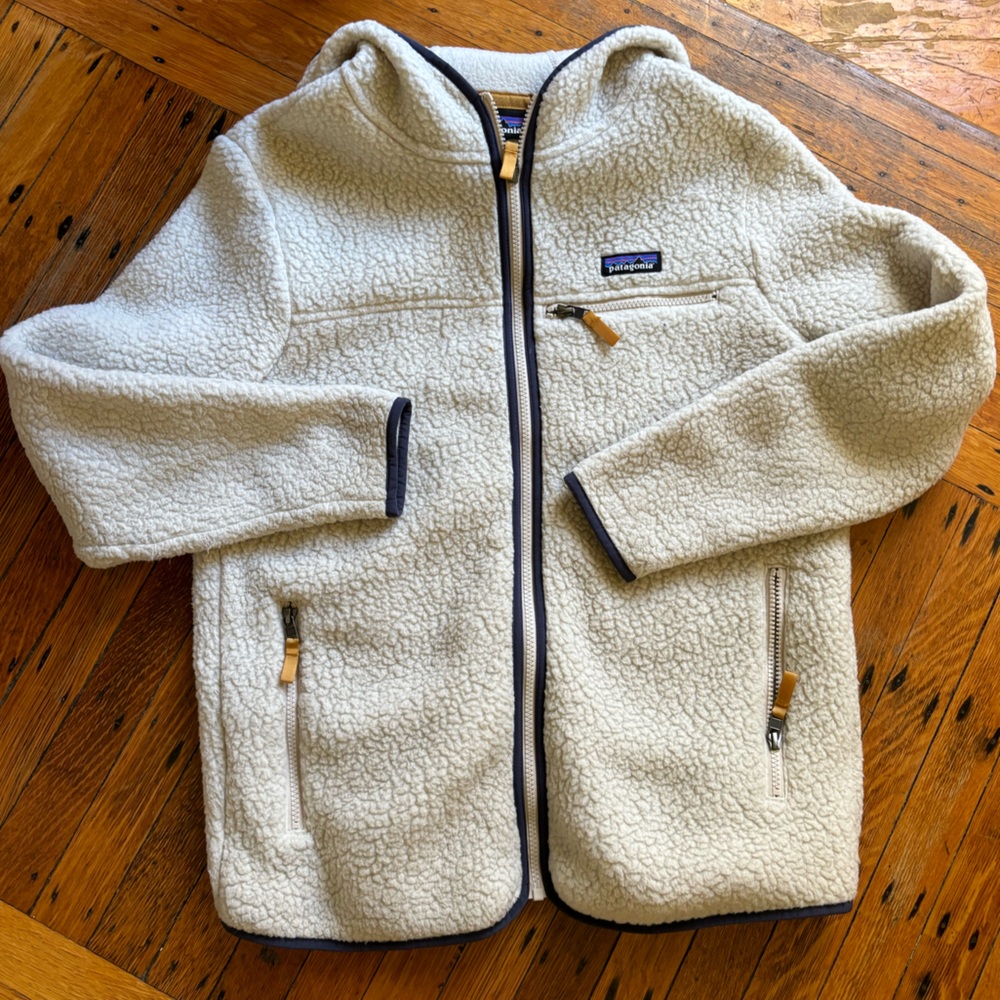 Patagonia Women's Retro Pile Fleece Hoody. Size large